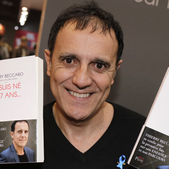 Thierry Beccaro - Salon du livre à la porte de Versailles à Paris le 18 mars 2018. © Cédric Perrin/Bestimage