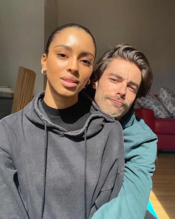 Valentin D'Hoore et sa compagne Karen Joigny vont prochainement devenir parents - Instagram
