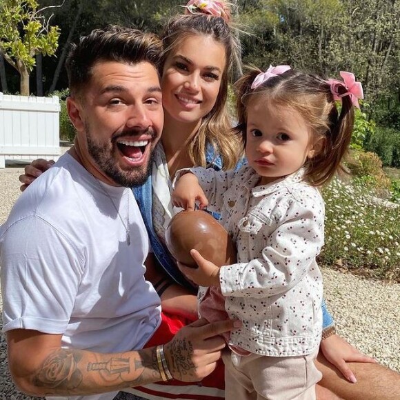 Carla Moreau avec Kevin Guedj et Ruby, le 5 avril 2021