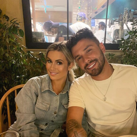 Carla Moreau séparée de Kevin Guedj ? Elle réagit fermement sur Snapchat.