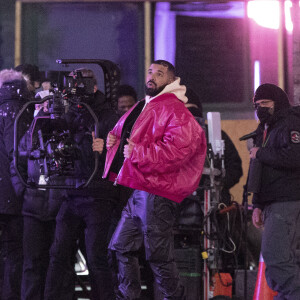 Exclusif - Drake pendant le tournage d'un clip vidéo à Toronto, Ontario, Canada, le 28 février 2021.