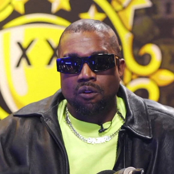 Kanye West (Ye) lors de l'enregistrement du podcast "Drink Champs" 