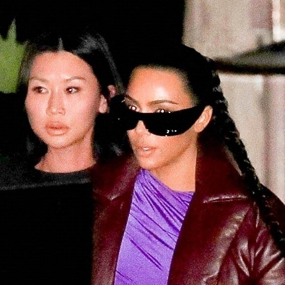 Kim Kardashian et Kanye West à la sortie du restaurant "Nobu" à Los Angeles, le 30 septembre 2021. 