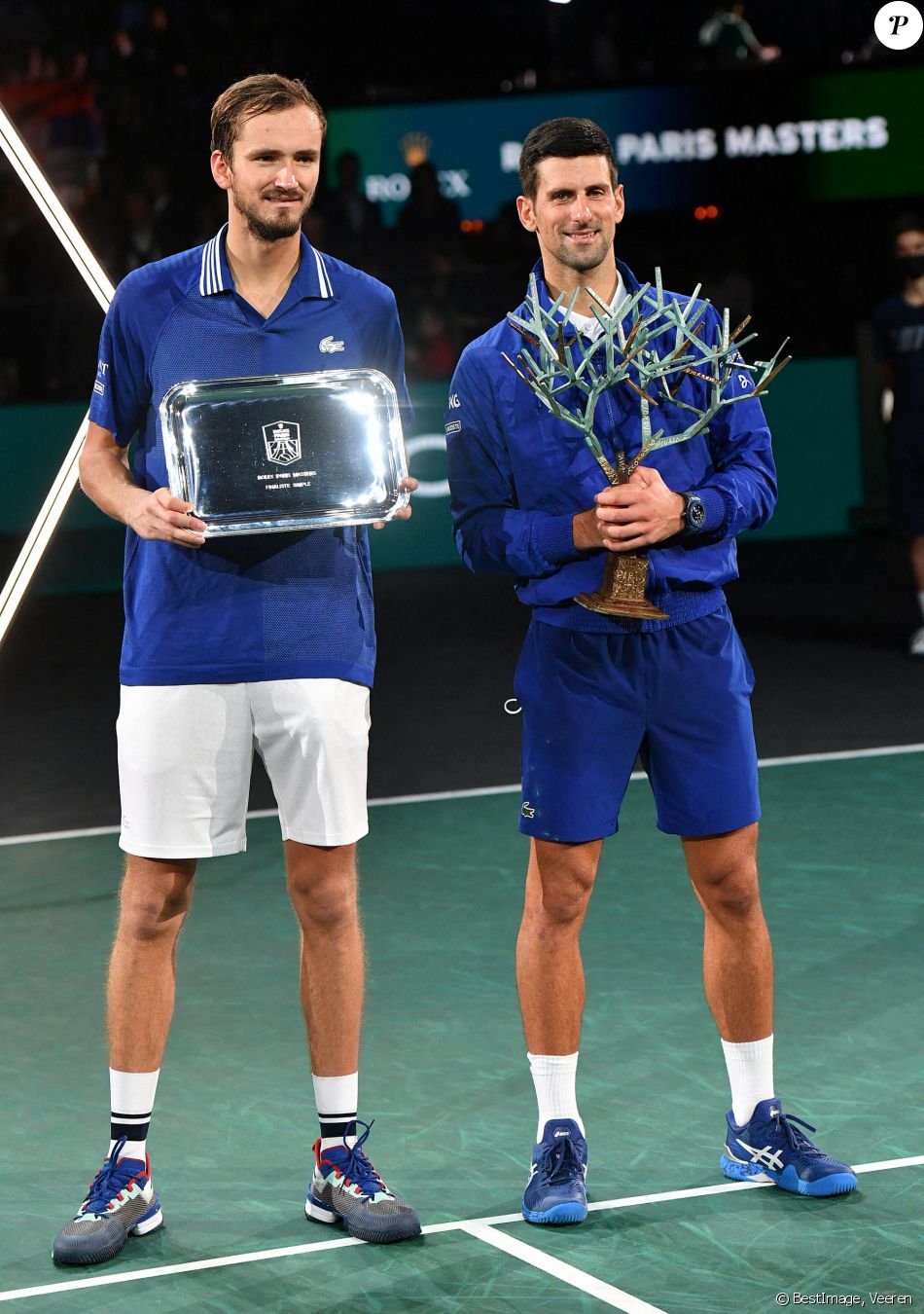 Novak Djokovic Et Daniil Medvedev Novak Djokovic Remporte La Finale Homme Du Rolex Paris