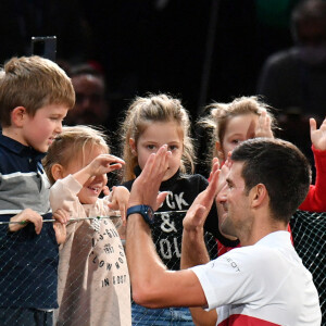 Novak Djokovic, sa femme Jelena Djokovic , ses enfants Stefan et Tara - Novak Djokovic remporte la finale homme du Rolex Paris Masters face à Daniil Medvedev le 7 novembre 2021. © Veeren/Bestimage