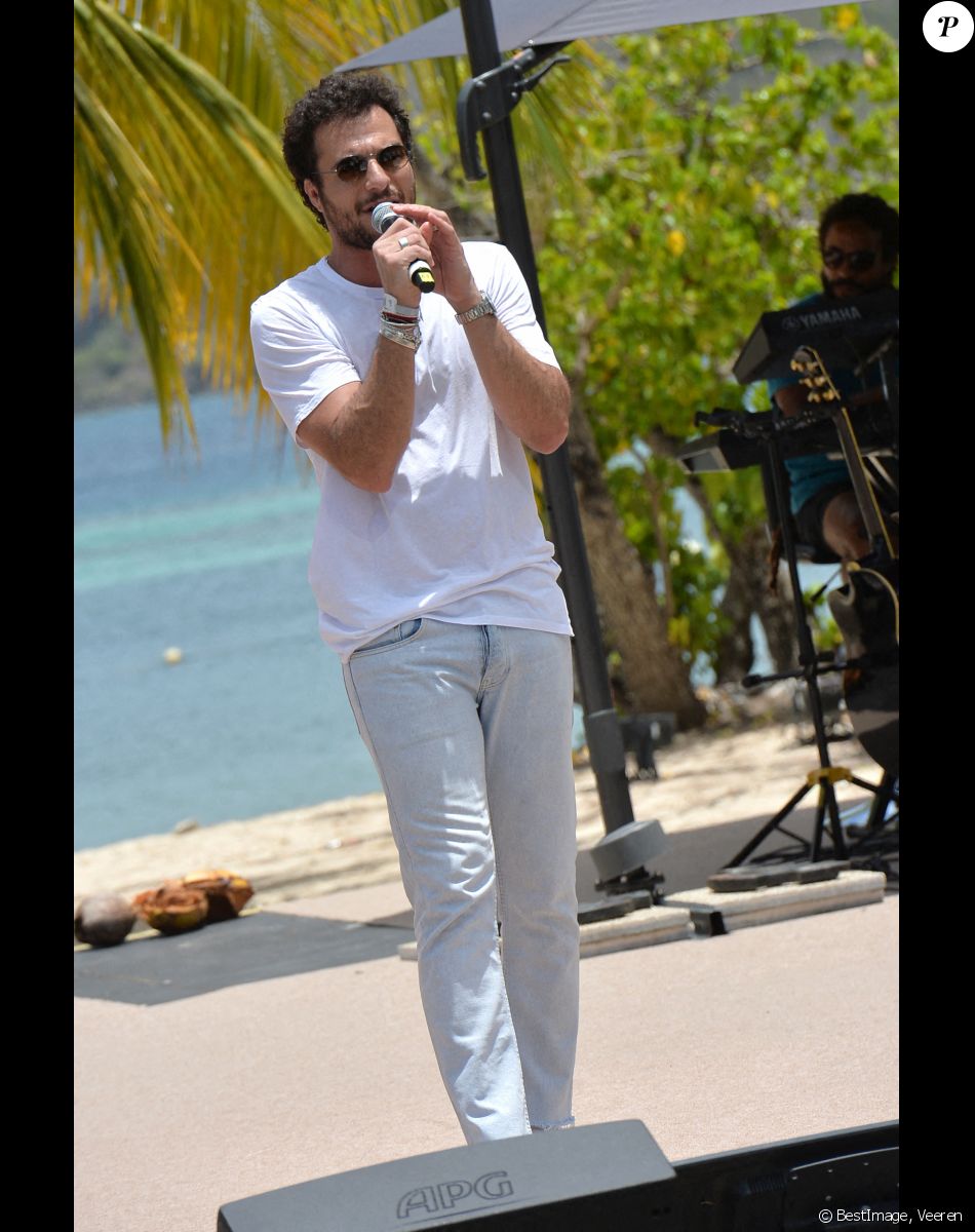 Exclusif - Amir Haddad - Jour 1 - Répétitions - Enregistrement de l'émission "Tous en Martinique, coeur d'Outremer" au Club Med Les Boucaniers, qui sera diffusée le 11 novembre à 21h05 sur France 3. Le 28 mai 2021 © Veeren / Bestimage