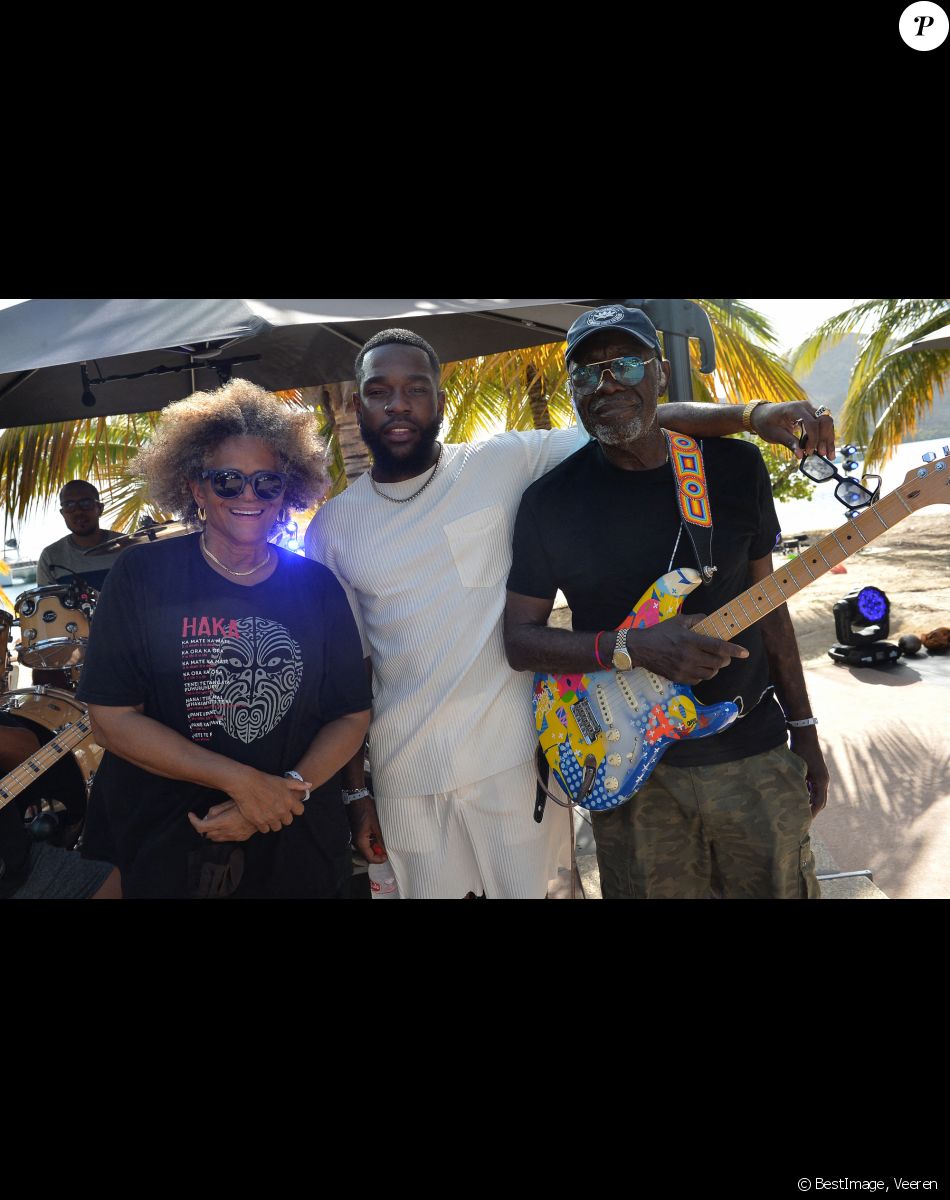Exclusif - Jocelyne Béroard (Kassav'), Tayc et Jacob Desvarieux (Kassav') - Jour 1 - Backstage - Enregistrement de l'émission "Tous en Martinique, coeur d'Outremer" au Club Med Les Boucaniers, qui sera diffusée le 11 novembre à 21h05 sur France 3. Le 28 mai 2021 © Veeren / Bestimage