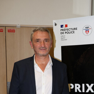 Exclusif - Christophe Gavat, ancien commissaire de Police, lauréat du prix 2021 pour Cap Canaille lors de la remise du prix du Quai des Orfèvres 2022 au nouveau siège de la police judiciaire à Paris (36 bastion) le 2 novembre 2022. @Didier Sabardin / Bestimage