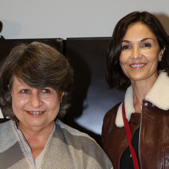 Exclusif - Véronique De Haas, lauréate du prix du quai des Orfèvres 2022 pour le roman "La muse rouge" et Nadia Farès, marraine du prix 2022 lors de la remise du prix du Quai des Orfèvres 2022 au nouveau siège de la police judiciaire à Paris (36 bastion) le 2 novembre 2022. Le prix 2021 n'avait pas pu être remis à cause de la crise sanitaire mais le lauréat était présent. Nadia.Farès est la troisième femme marraine de ce prix après Alice.Taglioni et Nathalie.Baye. La lauréate de cette année n'est pas issue des rangs de la police. © Didier Sabardin / Bestimage  Exclusive - No web en Suisse / Belgique Presentation of the Quai des Orfèvres 2022 prize at the new headquarters of the Judicial Police in Paris (36 Bastion) on november 2nd 2021 