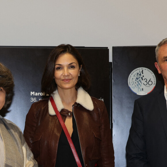 Exclusif - Véronique De Haas, lauréate du prix du quai des orfèvres 2022 pour le roman "La muse rouge", Nadia Farès, marraine de l'événement, et Christophe Gavat, ancien Commissaire de Police, lauréat du prix 2021 pour son roman "Cap Canaille" lors de la remise du prix du Quai des Orfèvres 2022 au nouveau siège de la police judiciaire à Paris (36 bastion) le 2 novembre 2022.@Didier Sabardin / Bestimage