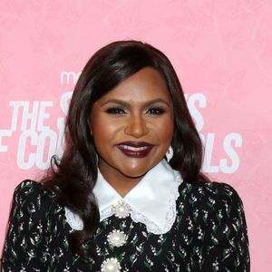 Mindy Kaling - Première de la série "The Sex Lives Of College Girls" au musée Armand Hammer à Los Angeles. Le 10 novembre 2021. © Kay Blake/Zuma Press/Bestimage