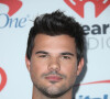 Taylor Lautner à la soirée iHeartRadio du 2ème jour du Festival de Musique à Las Vegas.