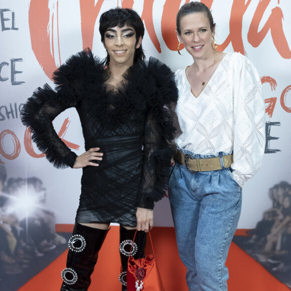 Bilal Hassani et Lorie (Laure Pester) - Avant-première parisienne du film "Cruella" au cinéma Le Grand Rex à Paris, le 11 juin 2021. © Olivier Borde/Bestimage 