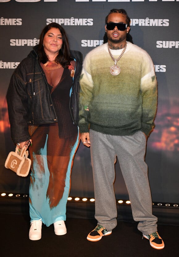 Le chanteur Kalash (Kevin Valleray) et sa compagne Clara Kata - Avant-première du film "Suprêmes" au Grand Rex à Paris le 17 novembre 2021.  © Veeren/Bestimage
