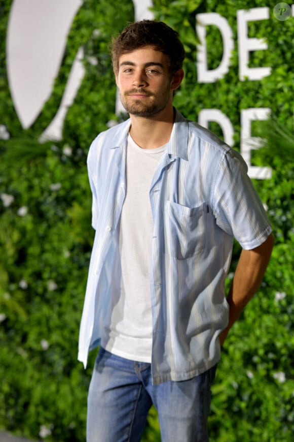 Clément Remiens pour la série Ici tout commence, sur le photocall du 60eme Festival de Télévision de Monte-Carlo au Grimaldi Forum à Monaco le 20 juin 2021. © Bruno Bebert/Bestimage 