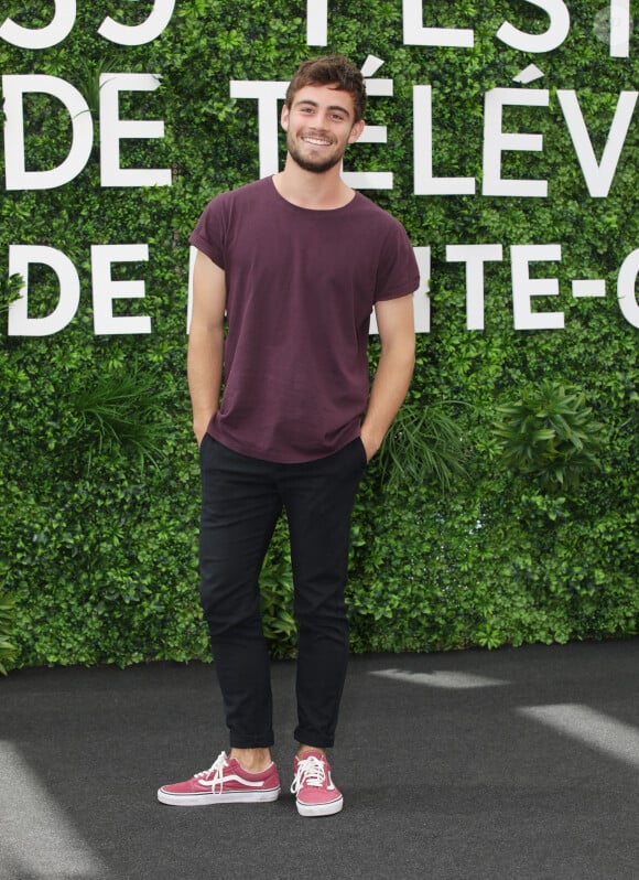 Clément Rémiens au photocall de "Demain nous appartient" - Photocalls lors du 59ème festival de la Télévision de Monte-Carlo à Monaco, le 15 juin 2019. © Denis Guignebourg/Bestimage 