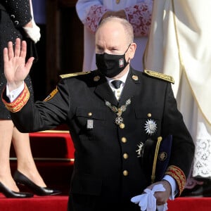 Le prince Albert II de Monaco - Sorties de la cathédrale de Monaco après la messe d'action de grace avec Te Deum lors de la la fête nationale de Monaco le 19 novembre 2021. Dominique Jacovides / Bruno Bebert / Bestimage