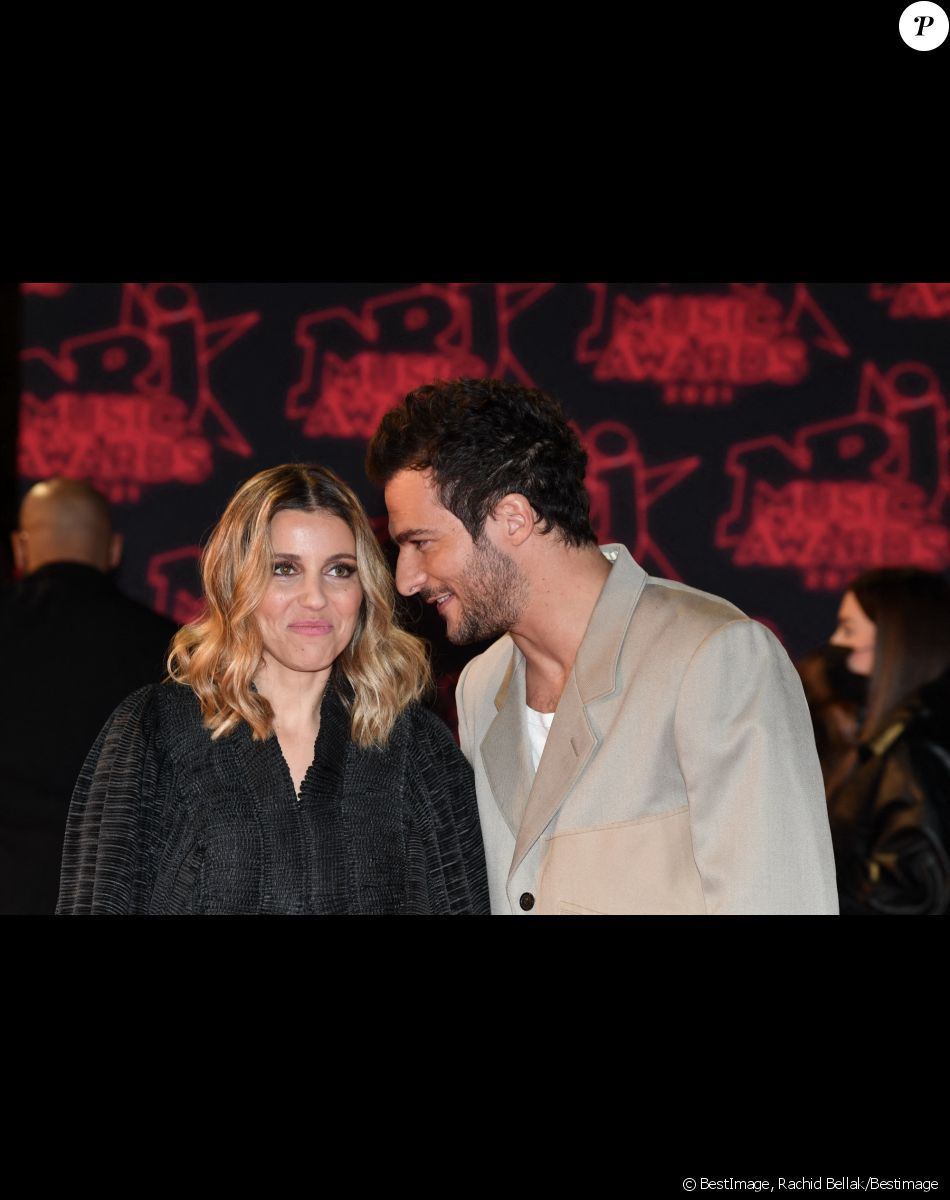 Amir et sa femme Lital lors de la 23ème édition des NRJ Music Awards 2021 au Palais des Festivals de Cannes, le 20 novembre 2021. © Rachid Bellak/Bestimage
