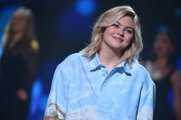 Louane Emera - Enregistrement de l'émission "300 Choeurs chantent Dassin" à Paris, le 15 septembre 2020. © Tiziano Da Silva / Bestimage