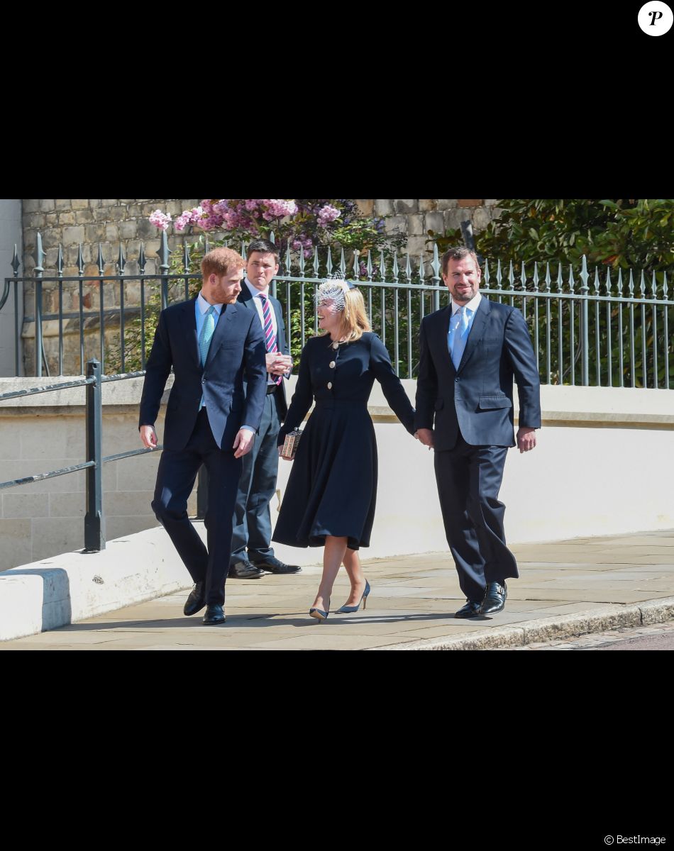 Le prince Harry, duc de Sussex, Peter Phillips et Autumn Phillips arrivent pour assister à la messe de Pâques à la chapelle Saint-Georges du château de Windsor, le 21 avril 2019.