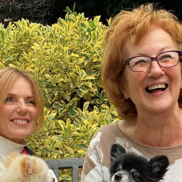 Geri Halliwell et sa mère en août 2021.