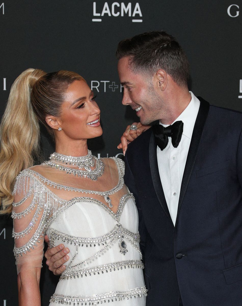 Paris Hilton, Carter Reum - People au 10ème "Annual Art+Film Gala" organisé par Gucci à la "LACMA Art Gallery" à Los Angeles.