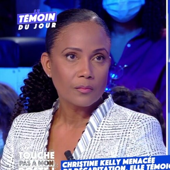 Christine Kelly répond aux questions de Cyril Hanouna.