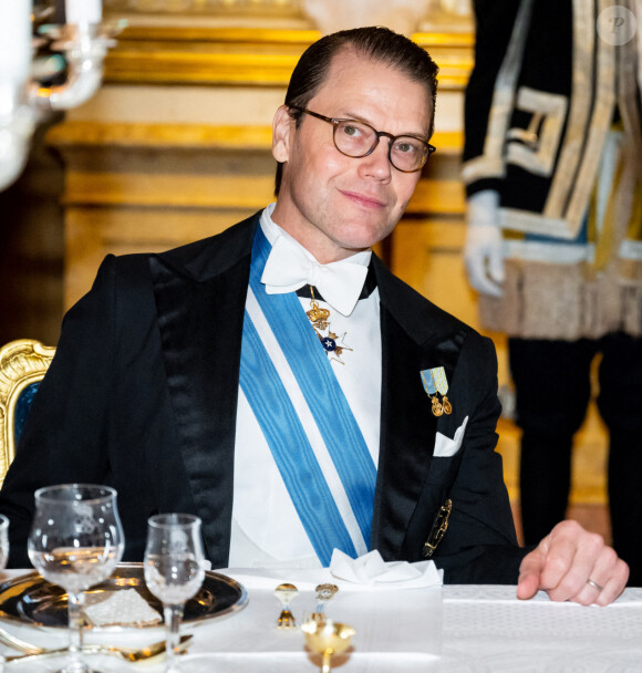 Le prince Daniel de Suède lors du dîner d'état au palais royal à Stockholm pour la visite en Suède du couple royal d'Espagne le 24 novembre 2021.