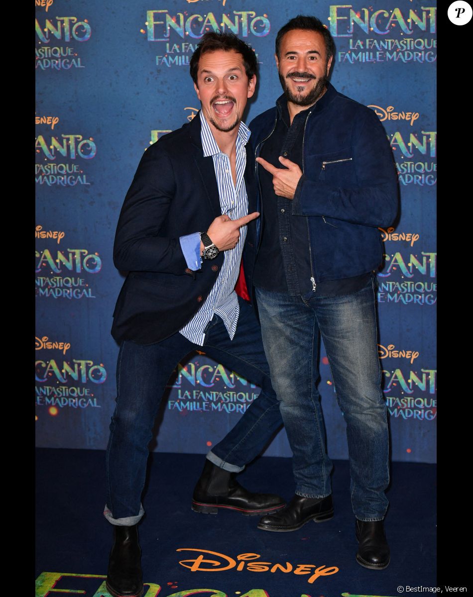 Juan Arbelaez et José Garcia - Avant-première du film "Encanto" de Disney au Grand Rex à Paris le 19 novembre 2021. © Veeren/Bestimage