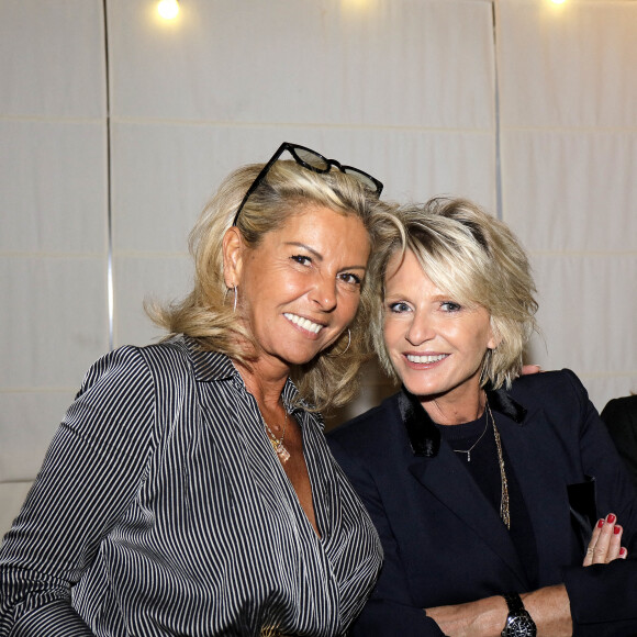 Exclusif - Caroline Margeridon, Sophie Davant - Anniversaire de Caroline Margeridon à Paris. Le 4 octobre 2021 © Cédric Perrin / Bestimage 