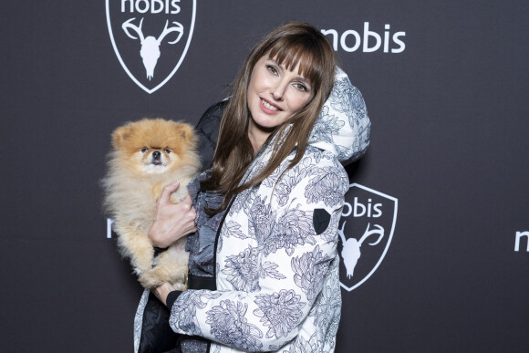 Exclusif - Frédérique Bel - Nobis fête ses 15 ans en inaugurant sa nouvelle boutique dans le 2ème arrondissement de Paris, France, le 25 novembre 2021. © Pierre Perusseau/Bestimage$ 