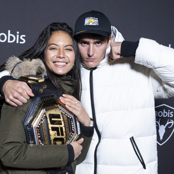 Exclusif - Vaimalama Chaves (Miss France 2019) et son compagnon Nicolas Fleury - Nobis fête ses 15 ans en inaugurant sa nouvelle boutique dans le 2ème arrondissement de Paris, France, le 25 novembre 2021. © Pierre Perusseau/Bestimage$ 