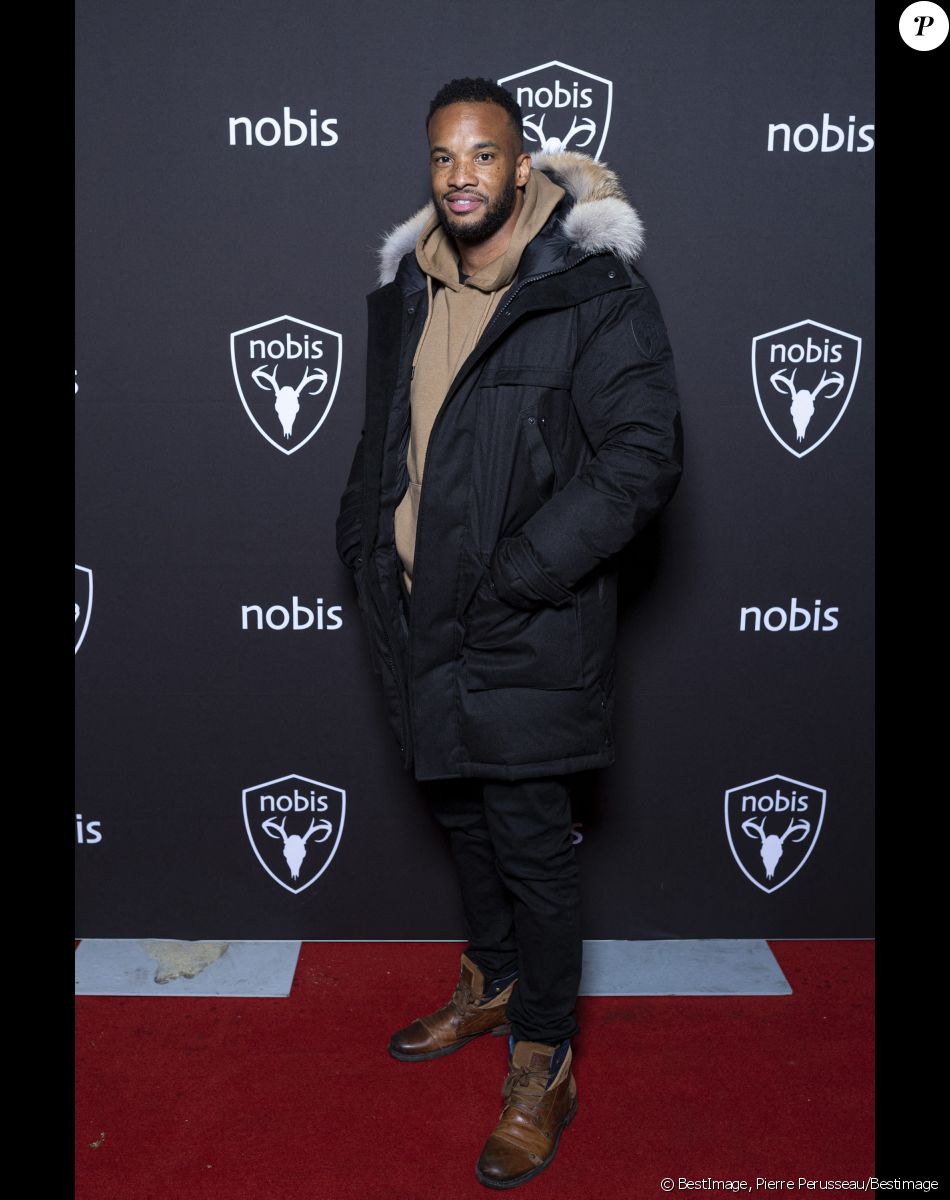 Exclusif - Yannick (Mariés au premier regard 5) - Nobis fête ses 15 ans en inaugurant sa nouvelle boutique dans le 2ème arrondissement de Paris, France, le 25 novembre 2021. © Pierre Perusseau/Bestimage$
