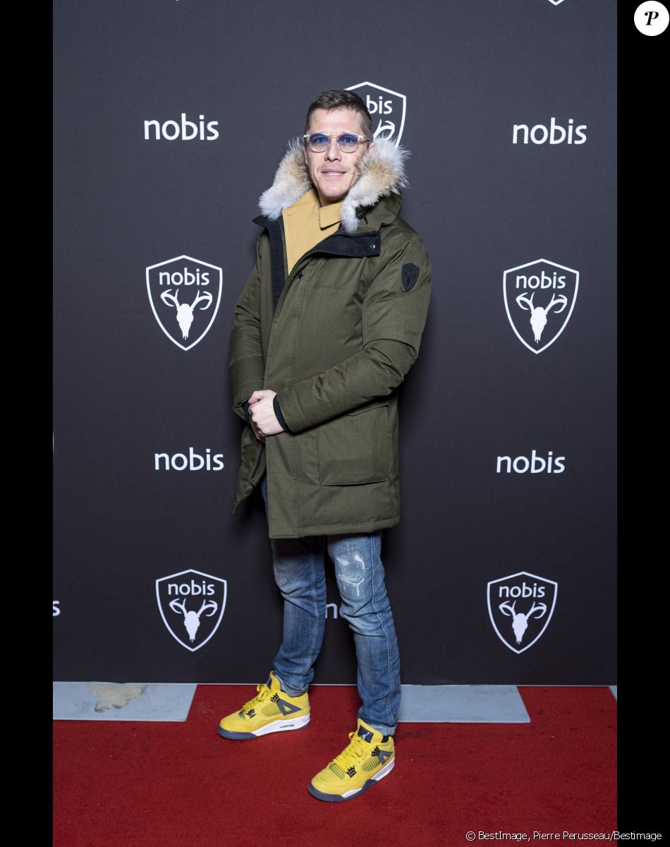 Exclusif - Jean-Edouard Lipa - Nobis fête ses 15 ans en inaugurant sa nouvelle boutique dans le 2ème arrondissement de Paris, France, le 25 novembre 2021. © Pierre Perusseau/Bestimage$