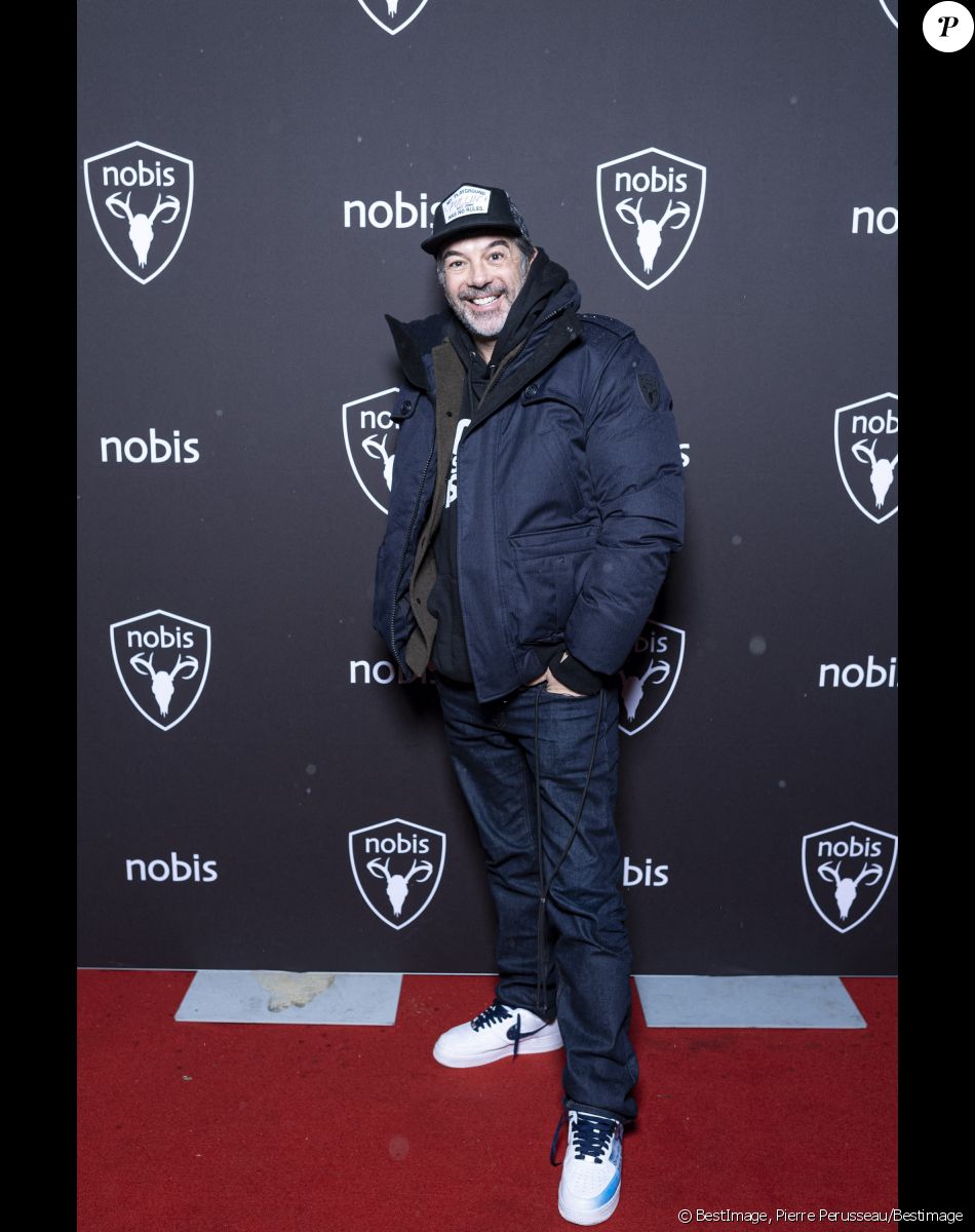 Exclusif - Stéphane Plaza - Nobis fête ses 15 ans en inaugurant sa nouvelle boutique dans le 2ème arrondissement de Paris, France, le 25 novembre 2021. © Pierre Perusseau/Bestimage$
