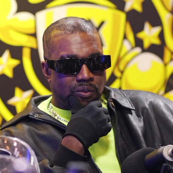Kanye West (Ye) lors de l'enregistrement du podcast "Drink Champs".