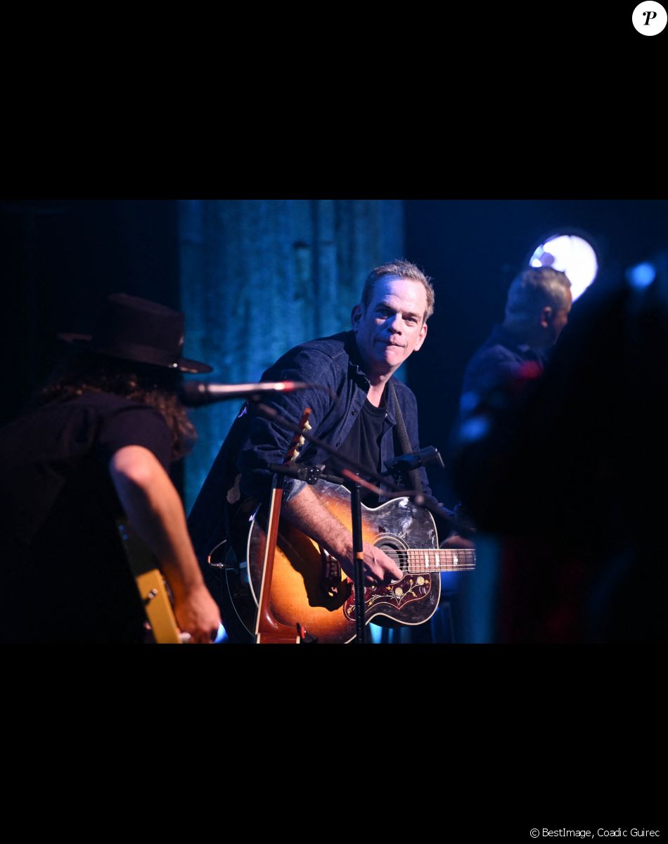 Exclusif - Le chanteur québécois Garou à la Salle Pleyel à Paris, France, le 7 octobre 2021. © Coadic Guirec/Bestimage