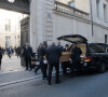 Exclusif - Départ du cercueil de Bernard Tapie de son domicile de la rue des Saints-Pères pour aller à la messe funéraire en l'église Saint-Germain-des-Prés à Paris le 6 octobre 2021. 
