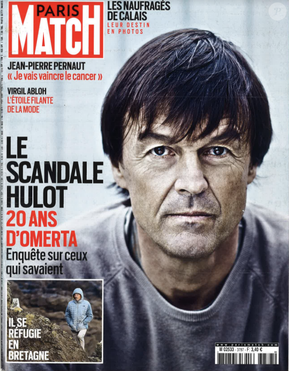 Couverture du nouveau numéro du magazine Paris Match paru le 2 décembre 2021