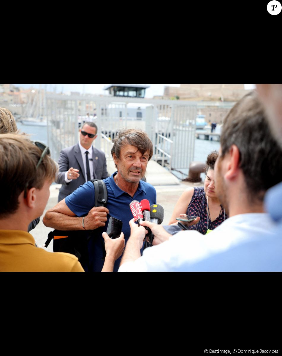 L'ancien ministre de l'Écologie Nicolas Hulot lors de la conférence de presse du président de la République après la sortie en mer à bord du navire scientifique "Alfred Merlin" à Marseille Marseille, France, le 3 septembre 2021