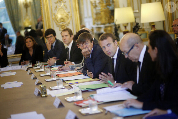 Emmanuel Macron, Président de la République, Nicolas Hulot, ministre de la Transition énergetique lors d'une réunion avec des ONG sur les thèmes du climat et de l?environnement, au Palais de l'Elysée à Paris le 5 septembre 2017