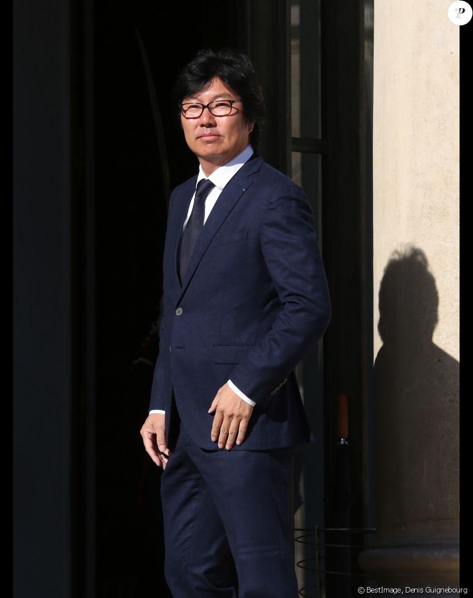 Jean-Vincent Placé - Rentrée du conseil des ministres au palais de l'Elysée à Paris. © Denis Guignebourg / Bestimage