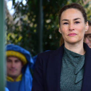 Vanessa Demouy après une messe en la basilique de Beaune. © Giancarlo Gorassini/Bestimage