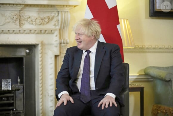 Boris Johnson (Premier ministre du Royaume-Uni), reçoit le sultan de Brunei Hassanal Bolkiah au 10 Downing Street à Londres, le 3 décembre 2021.