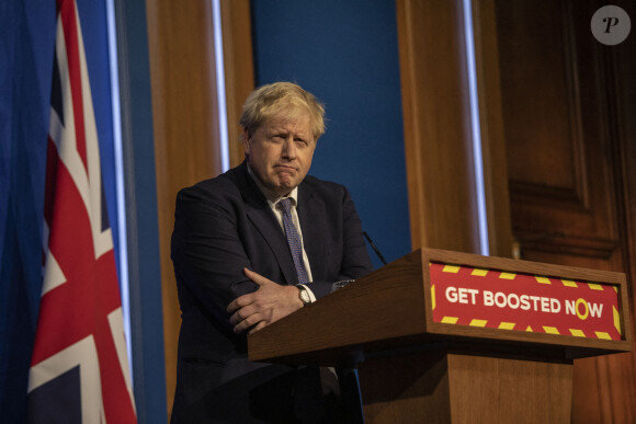 Le Premier ministre Boris Johnson lors d'un point de presse sur le coronavirus (Covid-19) au Downing Street à Londres, Royaume Uni, le 4 janvier 2022.  Prime Minister Boris Johnson during a media briefing in Downing Street, London, on coronavirus (Covid-19). 