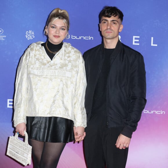 Louane et Florian Rossi lors de la première de "Belle" au Grand Rex, à Paris, le 6 décembre 2021. Photo by Jerome Domine/ABACAPRESS.COM