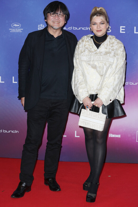 Mamoru Hosoda et Louane lors de la première de "Belle" au Grand Rex, à Paris, le 6 décembre 2021. Photo by Jerome Domine/ABACAPRESS.COM