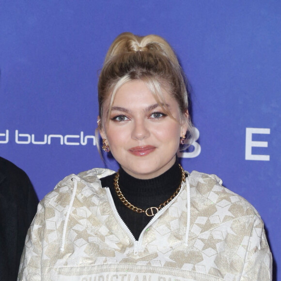 Mamoru Hosoda et Louane lors de la première de "Belle" au Grand Rex, à Paris, le 6 décembre 2021. Photo by Jerome Domine/ABACAPRESS.COM