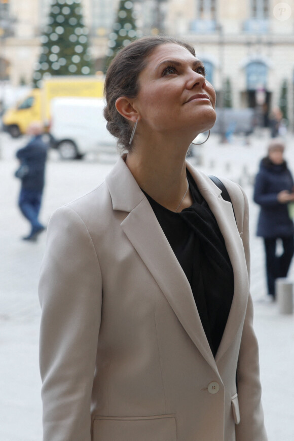 La princesse Victoria de Suède arrive au 6ème sommet d'affaires franco-suédois sur la décarbonisation de l'économie au pavillon Vendôme à Paris, France, le 6 décembre 2021. © Christophe Clovis/Bestimage