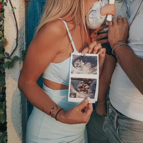 Hillary Vanderosieren et son amoureux Giovanni Bonamy sont les heureux parents de deux petits garçons : Milo et Matteo.